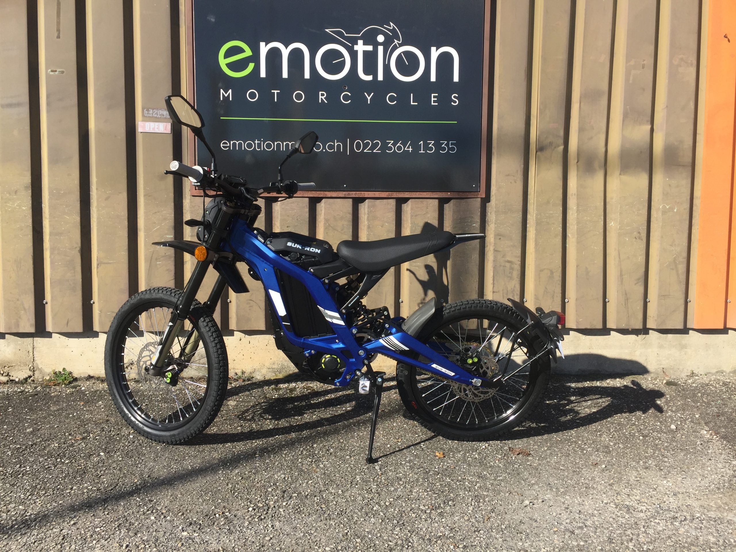 emotion - Motos électriques SUR/RON - Emotion Motorcycles
